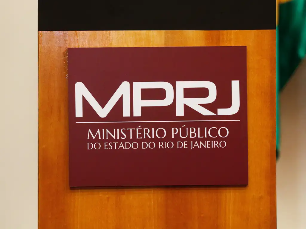 Placa do MPRJ