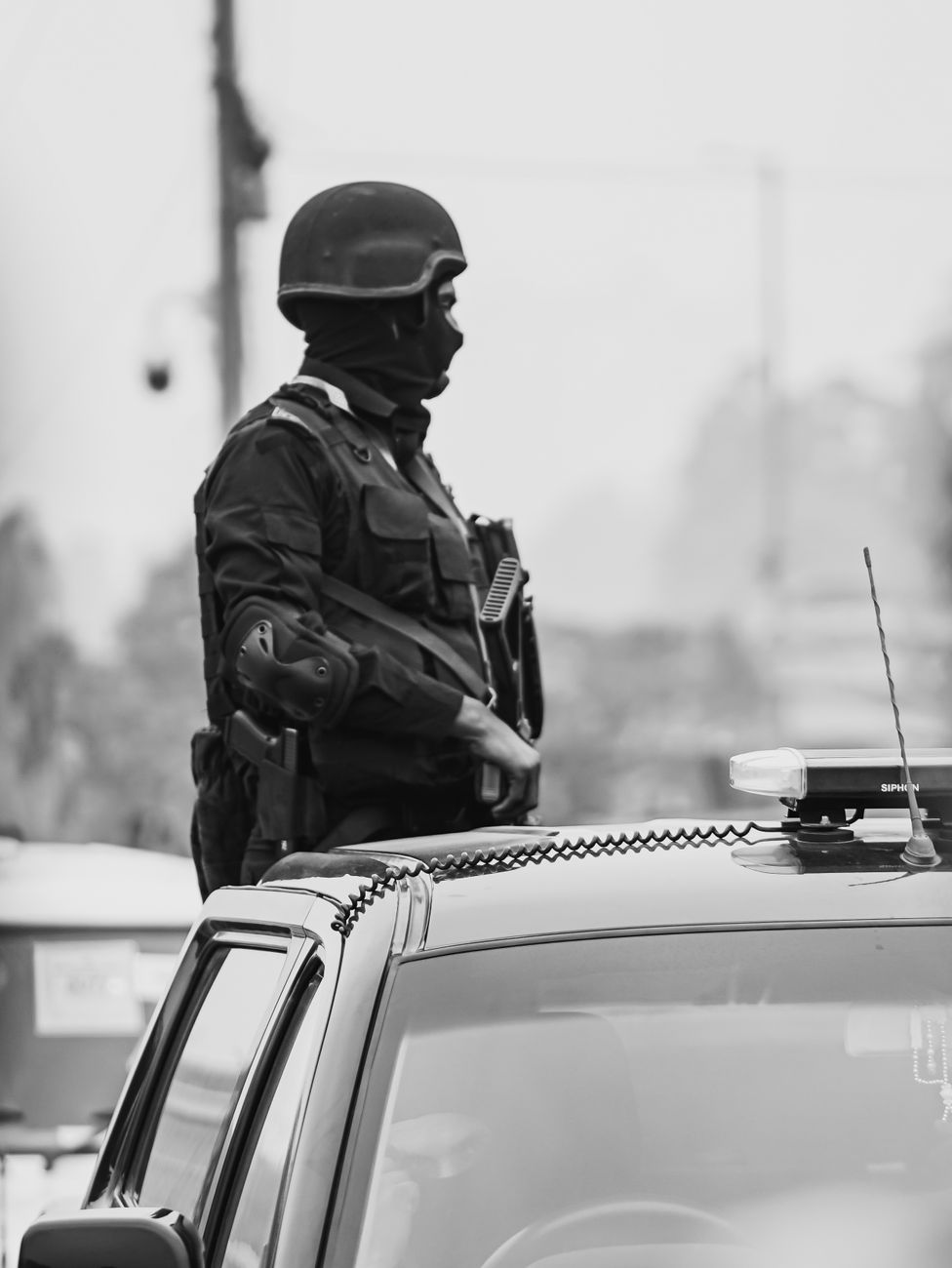 man wearing military uniform